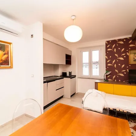 Castello Central & Panoramic Studio *