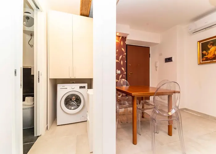 Castello Central & Panoramic Studio *