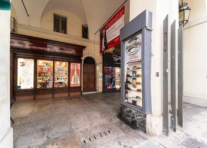 Castello Central & Panoramic Studio アパート *