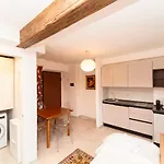 Castello Central & Panoramic Studio 公寓 *