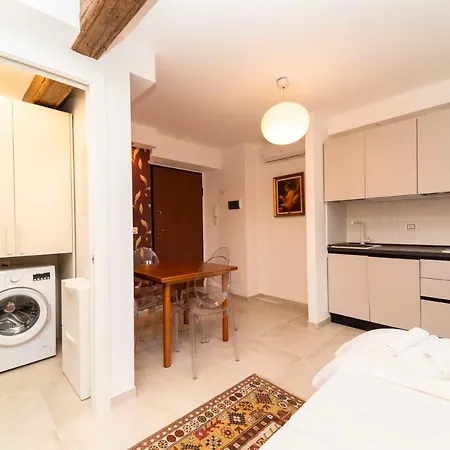 Apartmán Castello Central & Panoramic Studio *