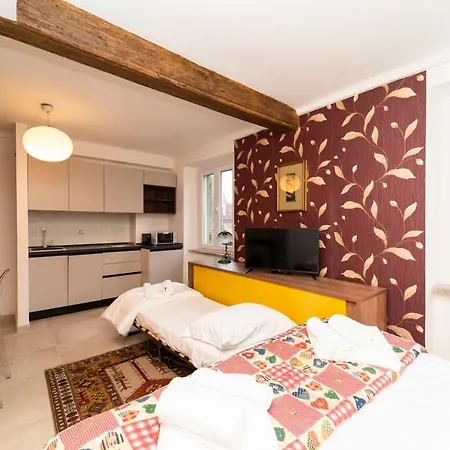 Castello Central & Panoramic Studio Apartmán
