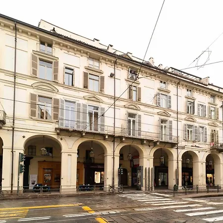 Castello Central & Panoramic Studio Turin